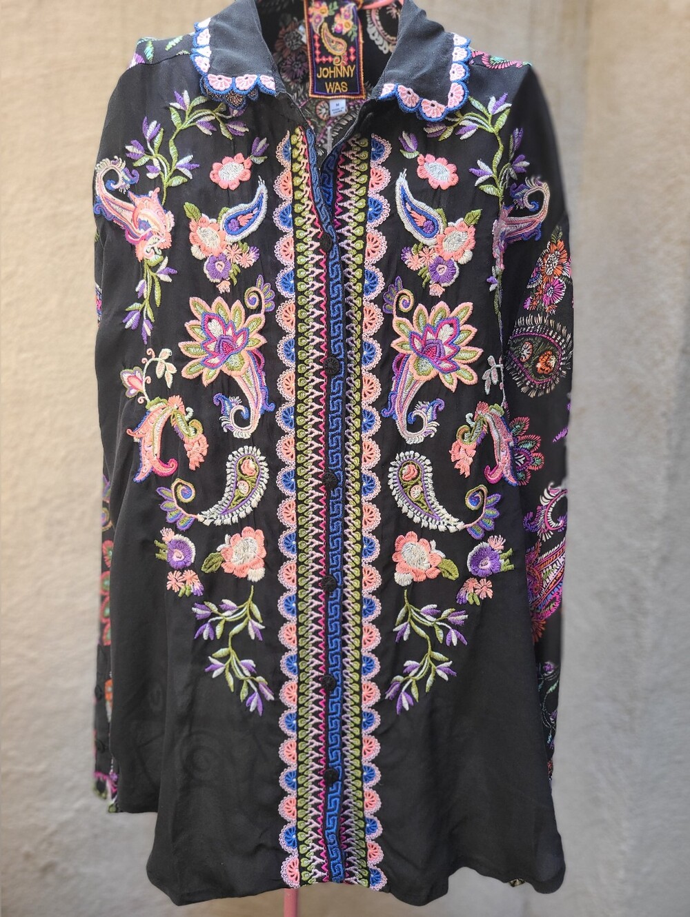 Johnny Was Mills Silk Shirt Top Med Kora Black Paisley Floral  Embroidery Nice!